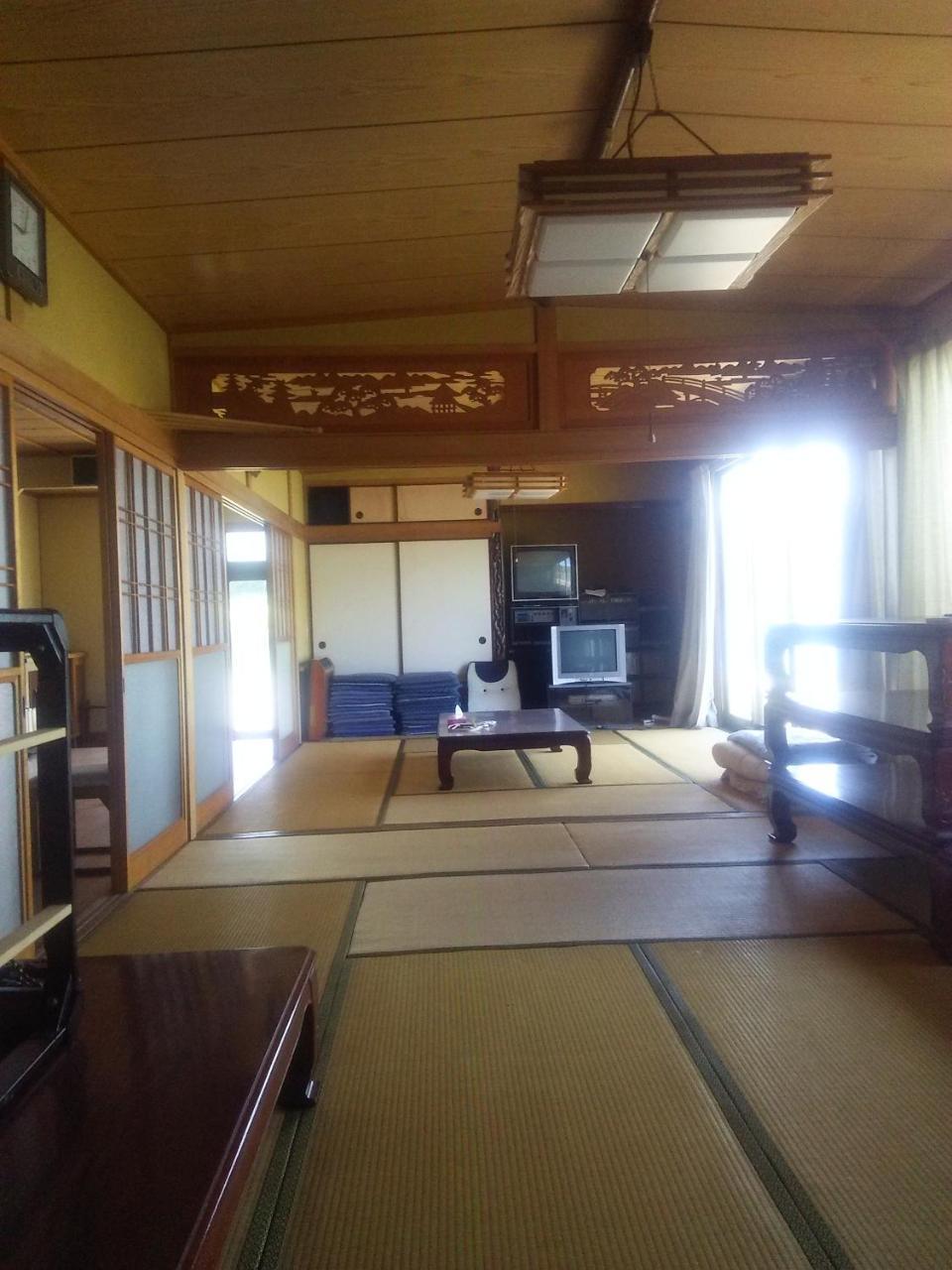Hotel Minshuku Kamagari à Kure Extérieur photo